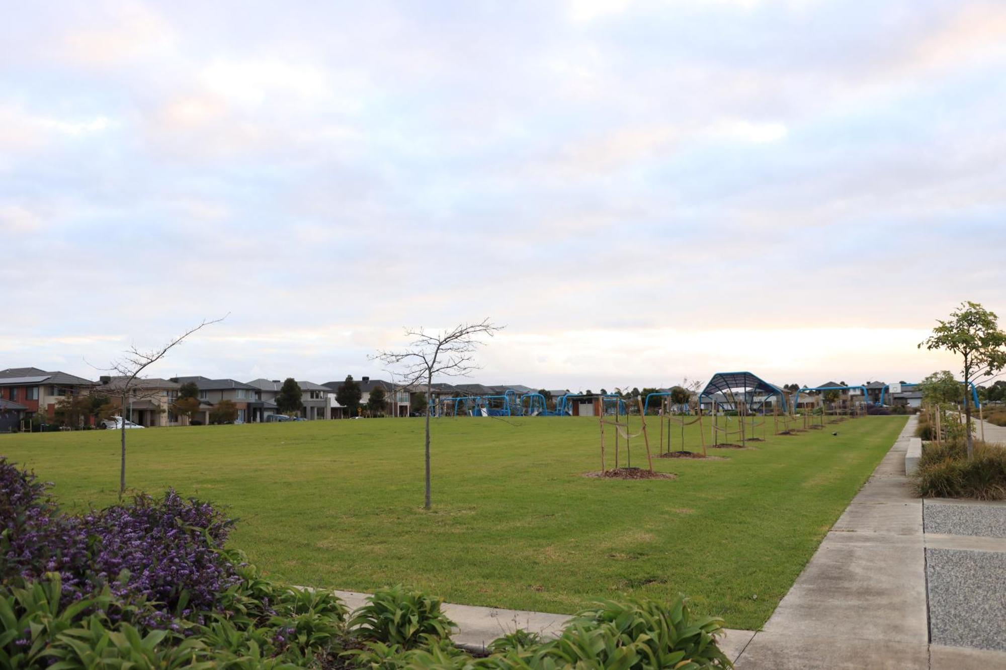 Melbourne Holiday House For 15 Peoples In Sanctuary Lake Point Cook Exterior photo